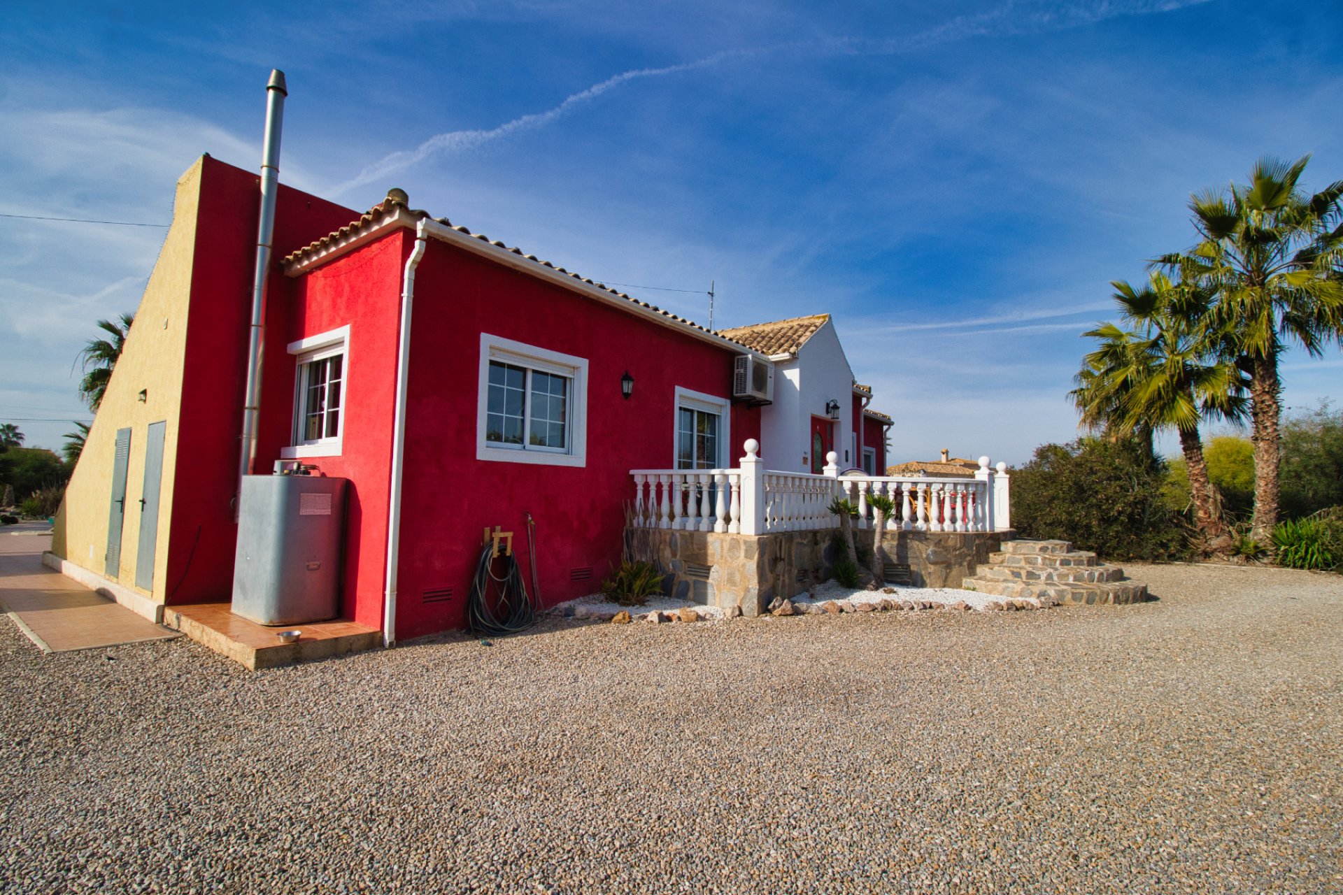 Revente - Villa (indépendant) -
Catral