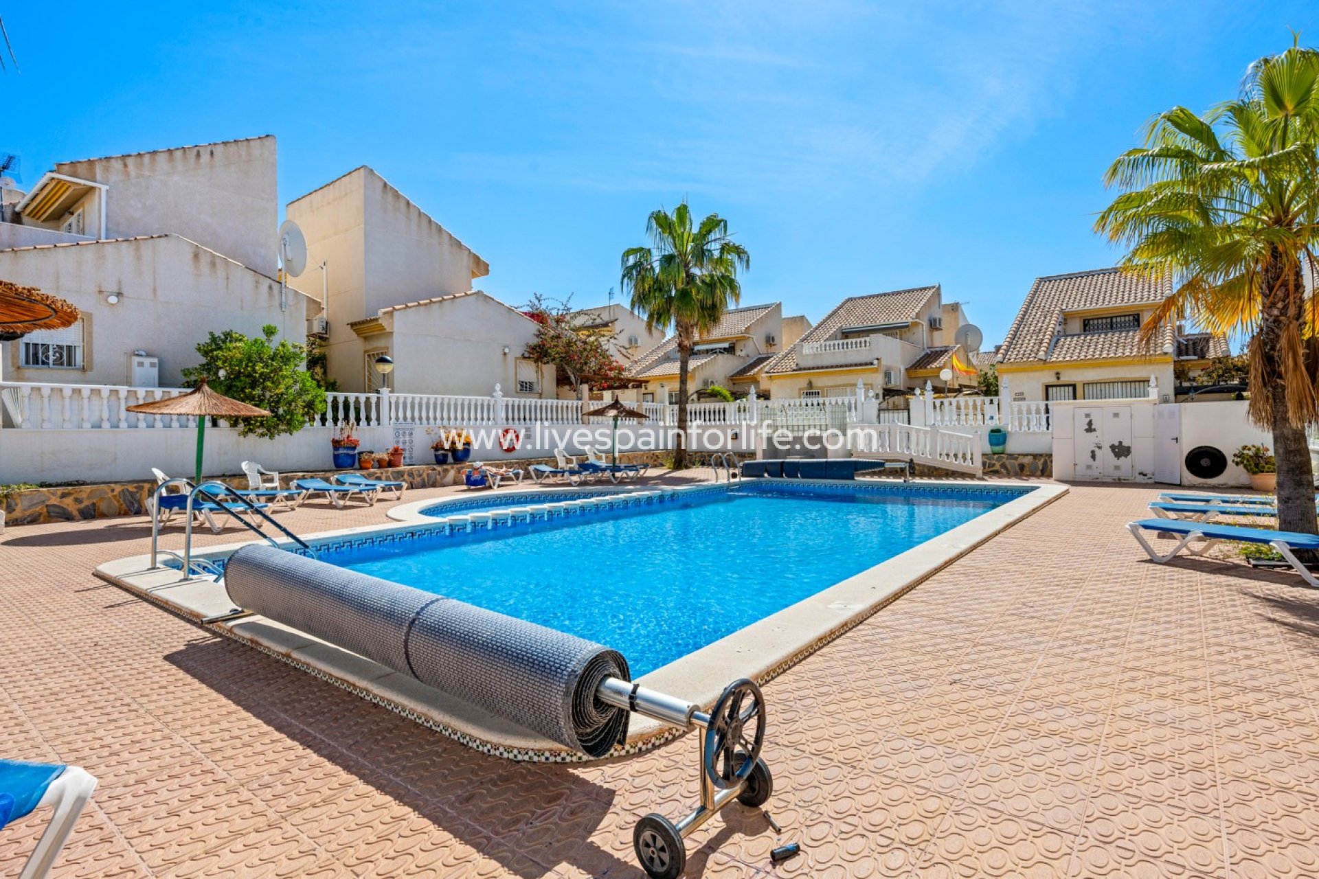 Revente - Villa (indépendant) -
Ciudad Quesada