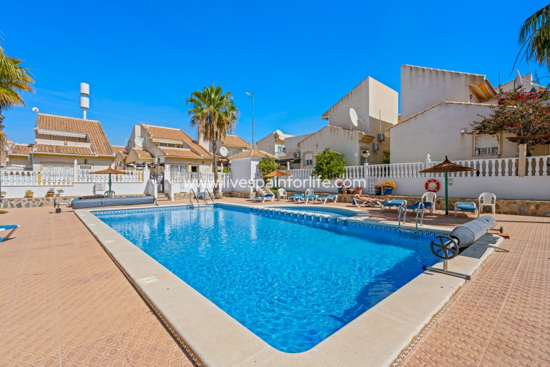 Revente - Villa (indépendant) -
Ciudad Quesada