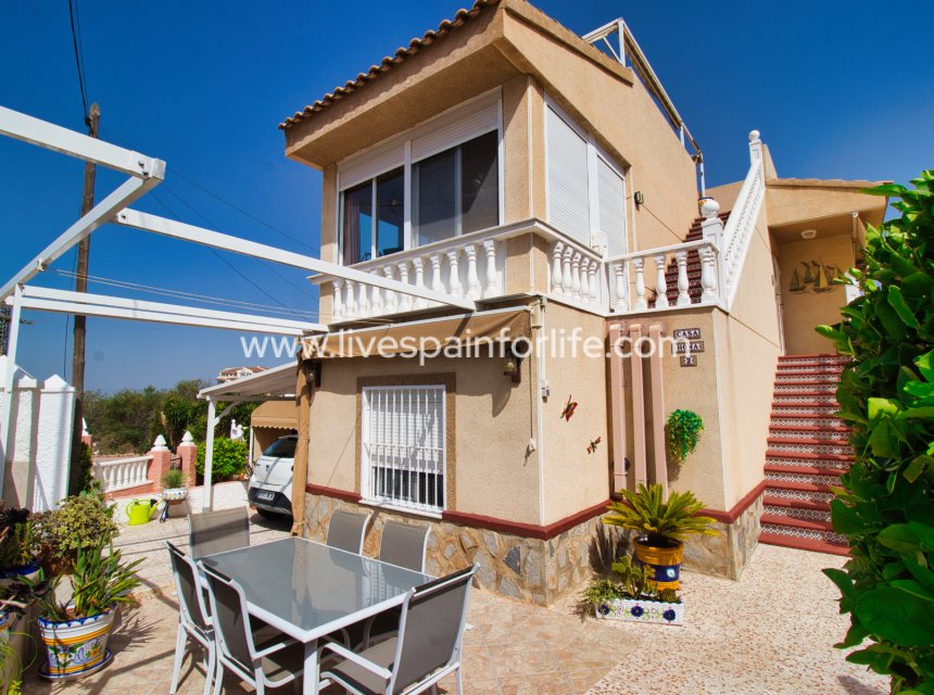 Revente - Villa (indépendant) -
Ciudad Quesada