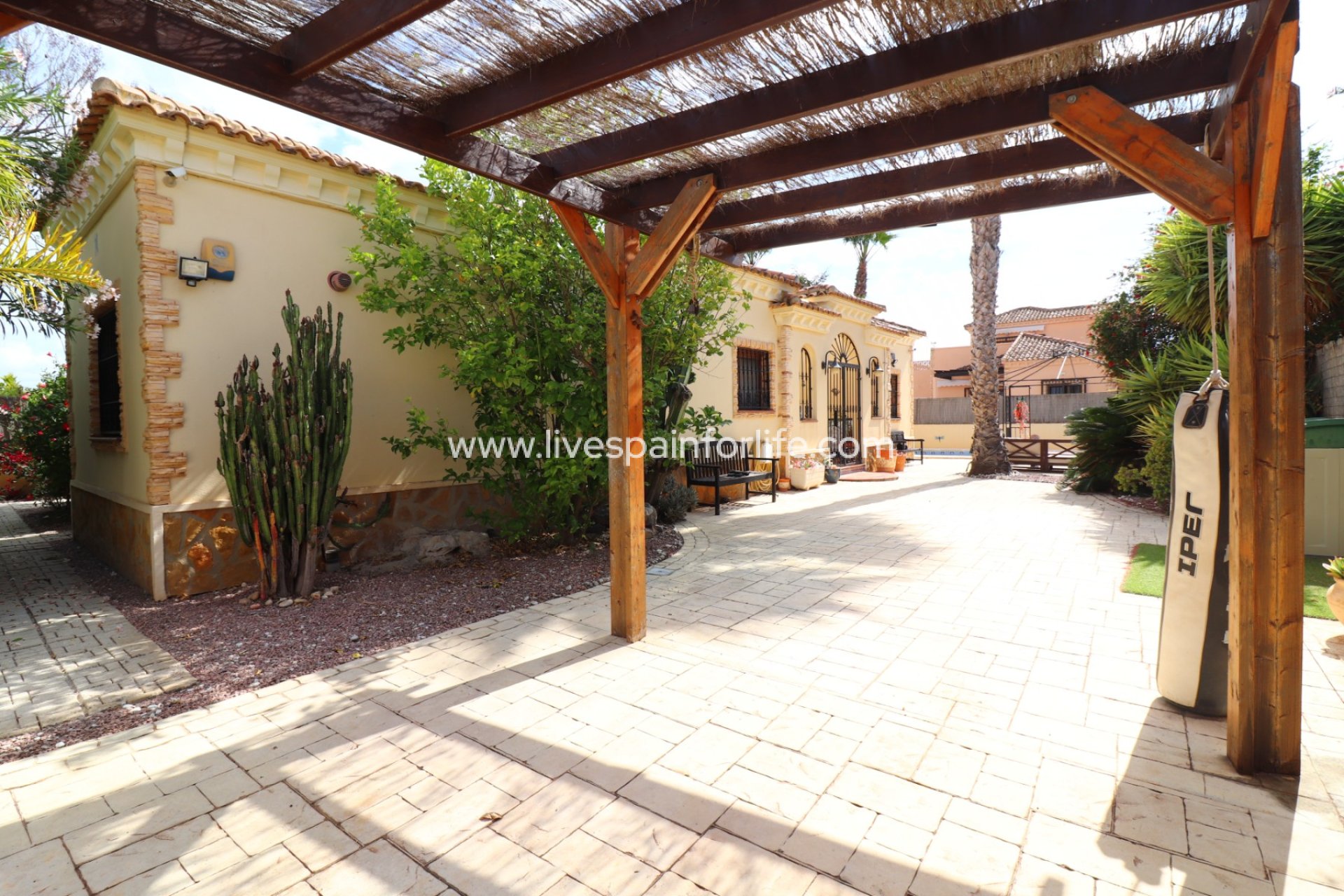 Revente - Villa (indépendant) -
Formentera Del Segura - Fincas de La Vega