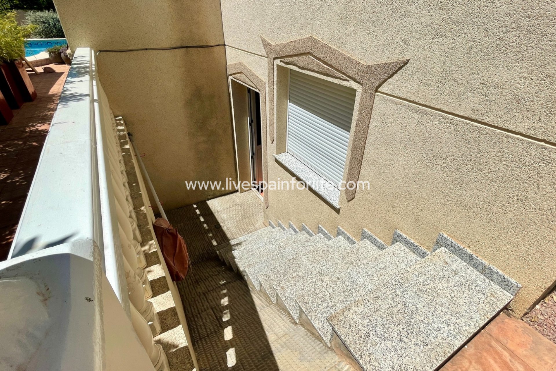 Revente - Villa (indépendant) -
Hondon De Las Nieves