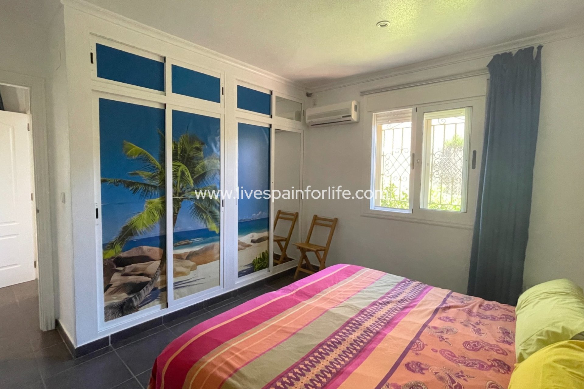 Revente - Villa (indépendant) -
Hondon De Las Nieves