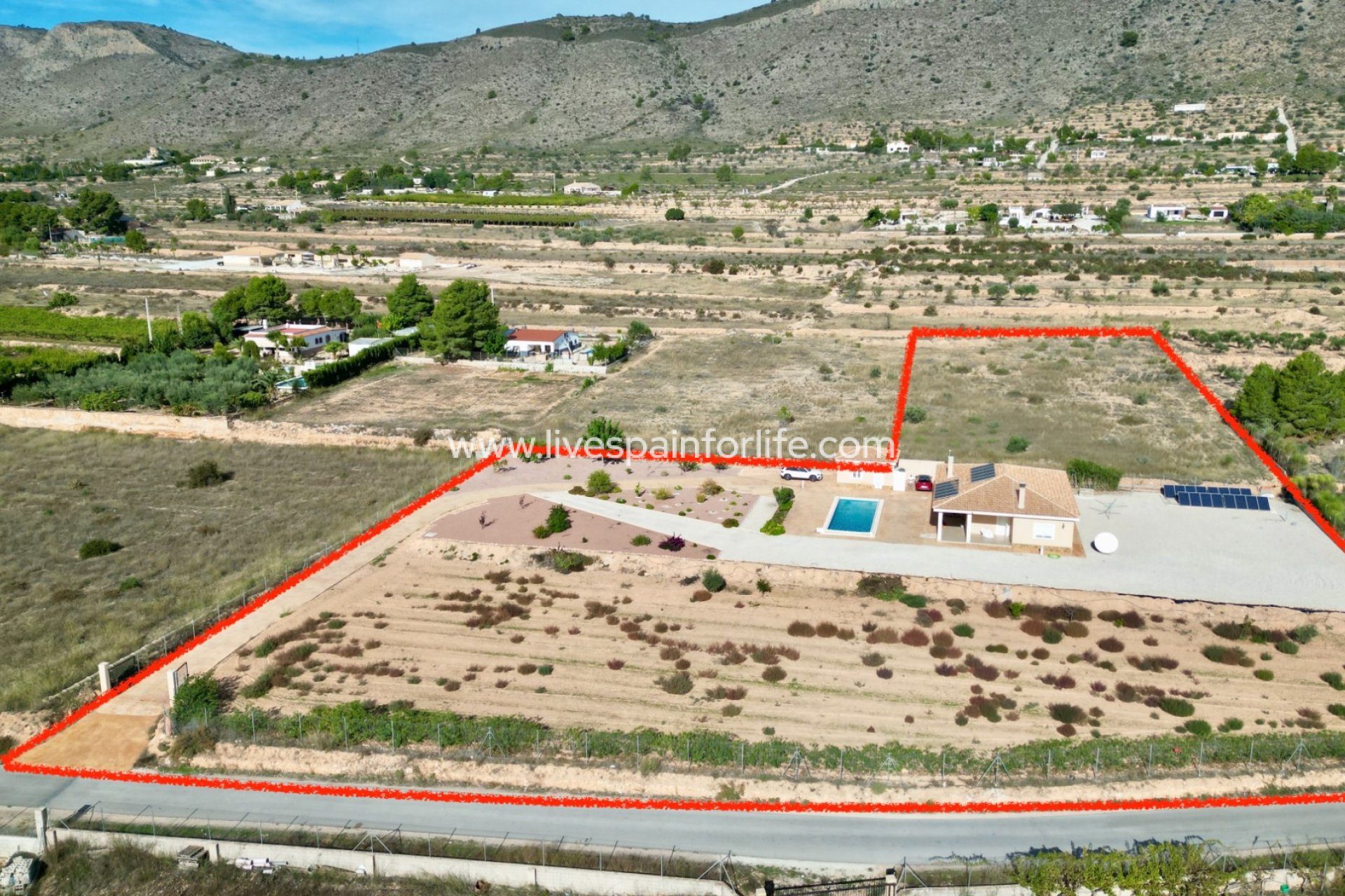 Revente - Villa (indépendant) -
Hondon De Las Nieves