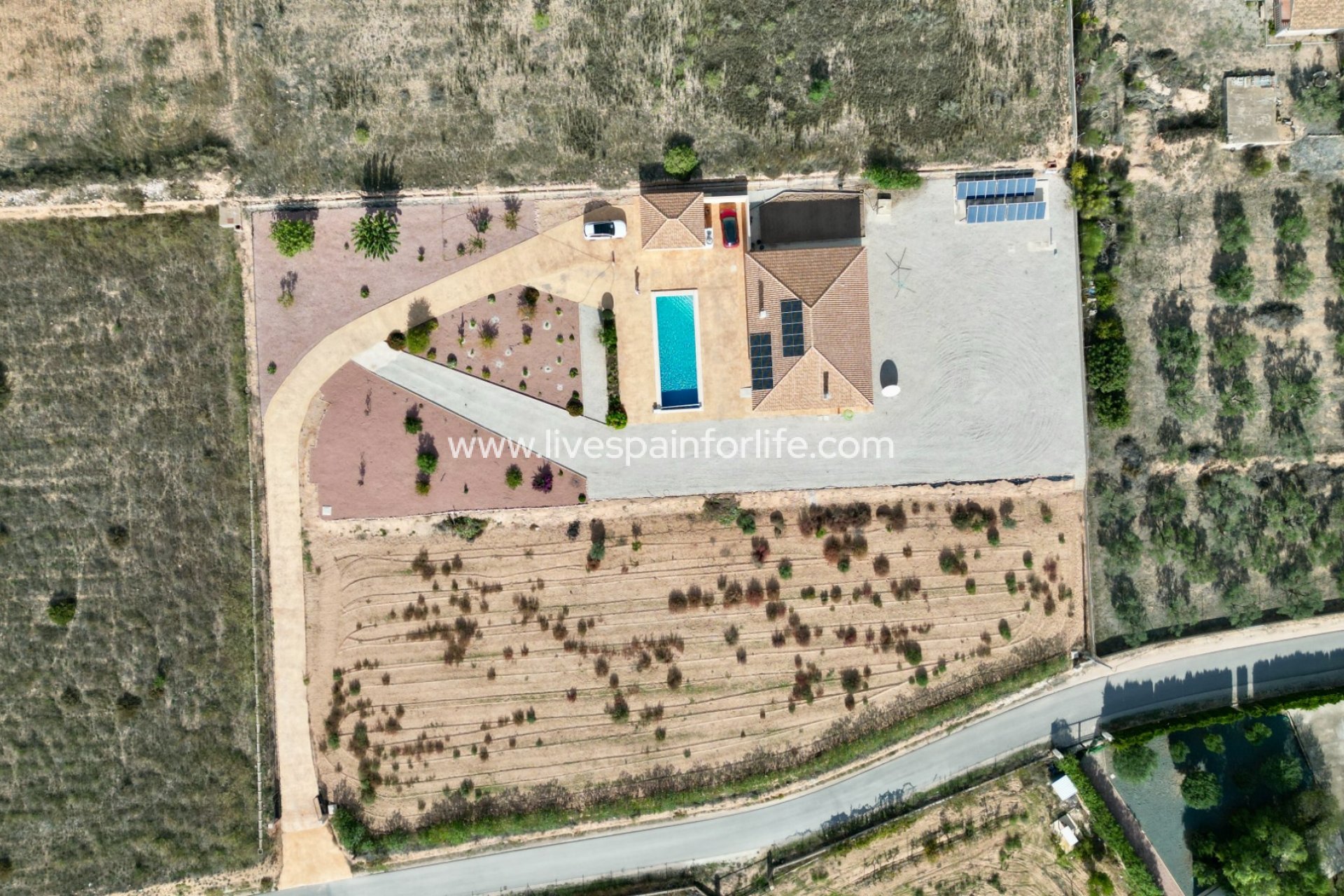 Revente - Villa (indépendant) -
Hondon De Las Nieves