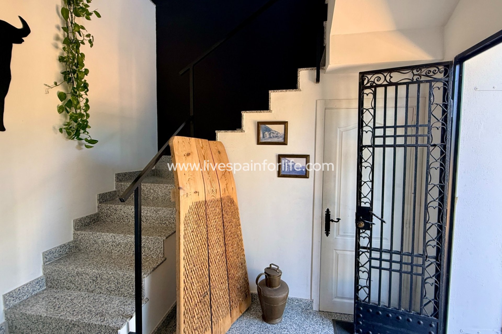 Revente - Villa (indépendant) -
Hondon De Las Nieves