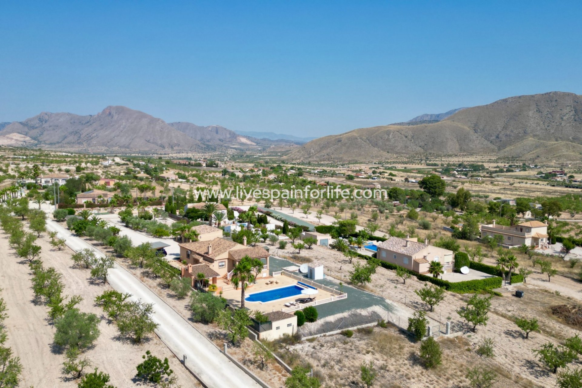 Revente - Villa (indépendant) -
Hondon De Los Frailes