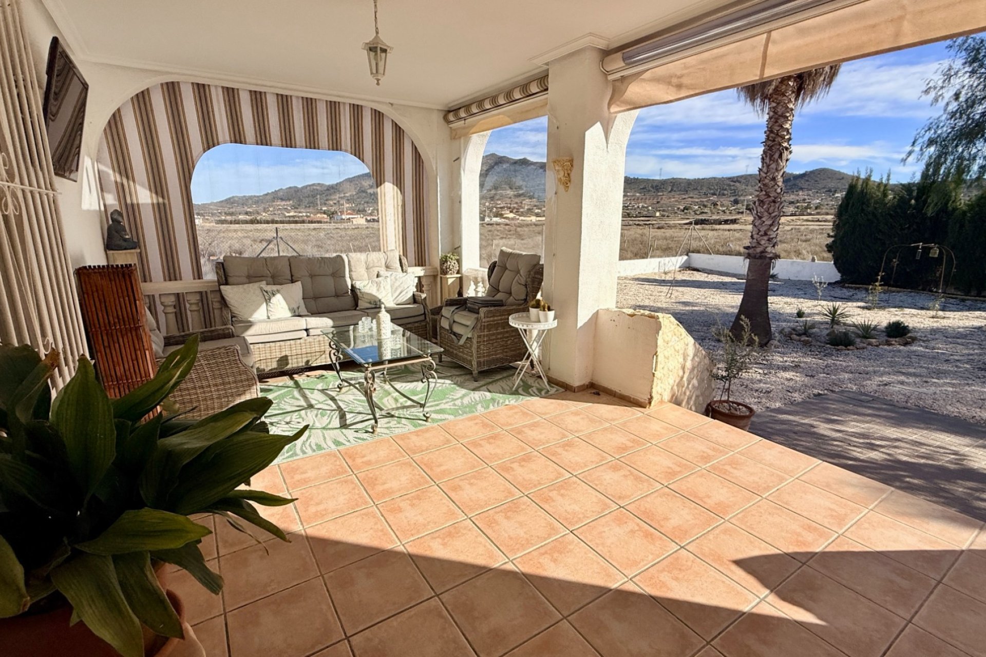 Revente - Villa (indépendant) -
Hondon De Los Frailes