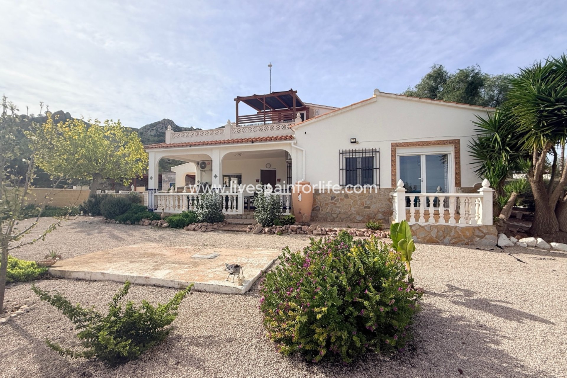 Revente - Villa (indépendant) -
Hondon De Los Frailes