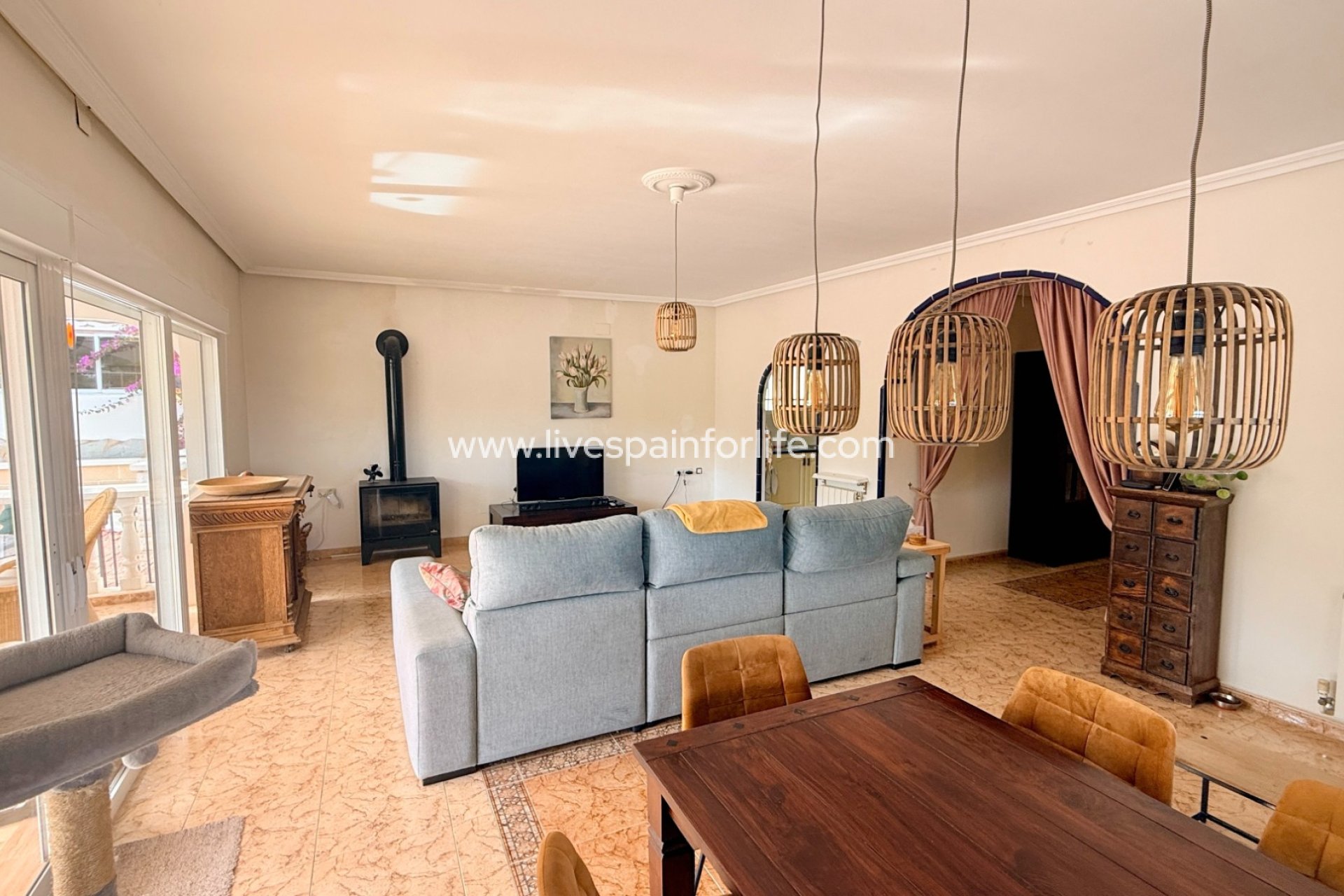 Revente - Villa (indépendant) -
Hondon De Los Frailes