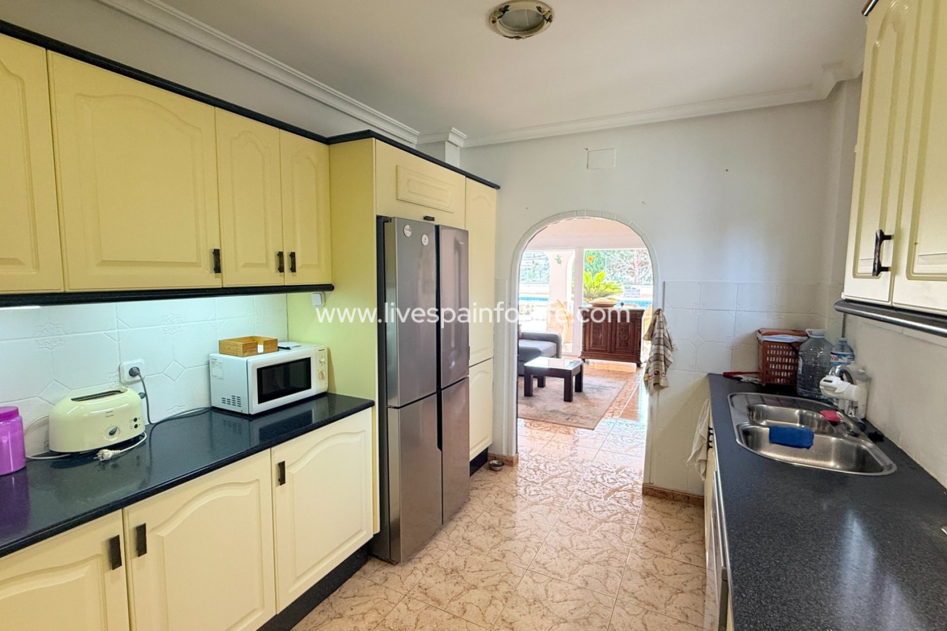 Revente - Villa (indépendant) -
Hondon De Los Frailes