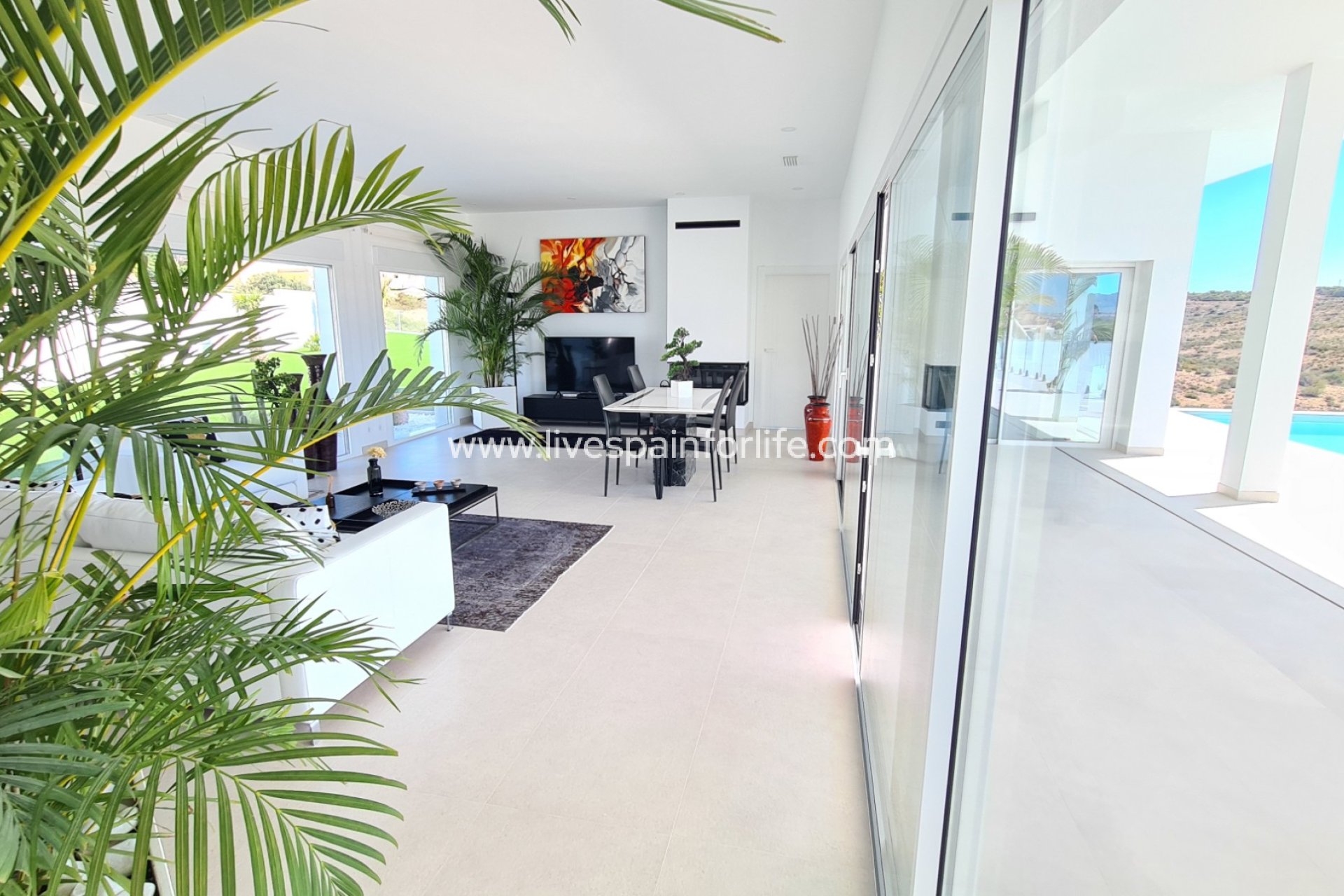 Revente - Villa (indépendant) -
La Marina