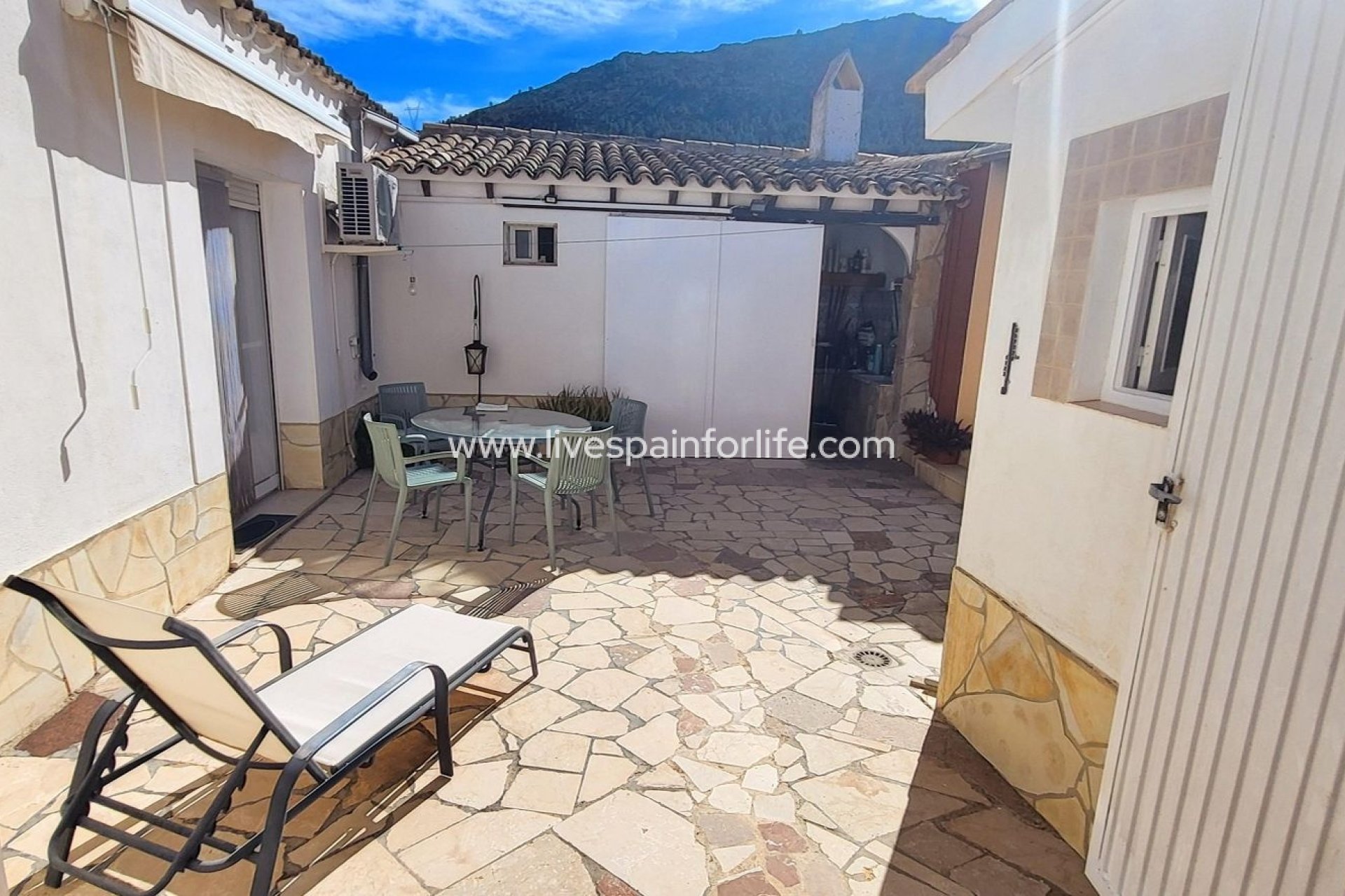 Revente - Villa (indépendant) -
La Romana