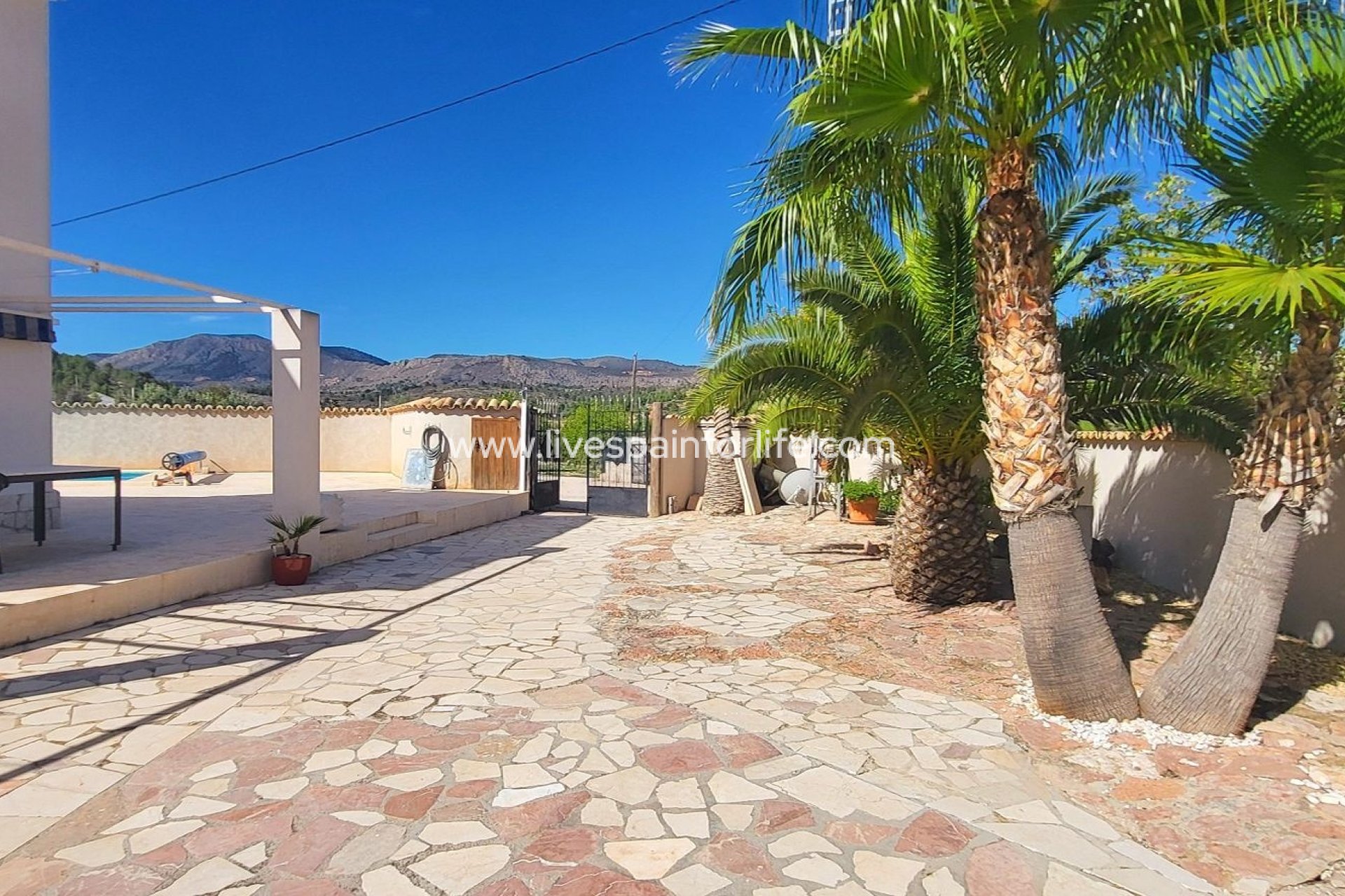 Revente - Villa (indépendant) -
La Romana