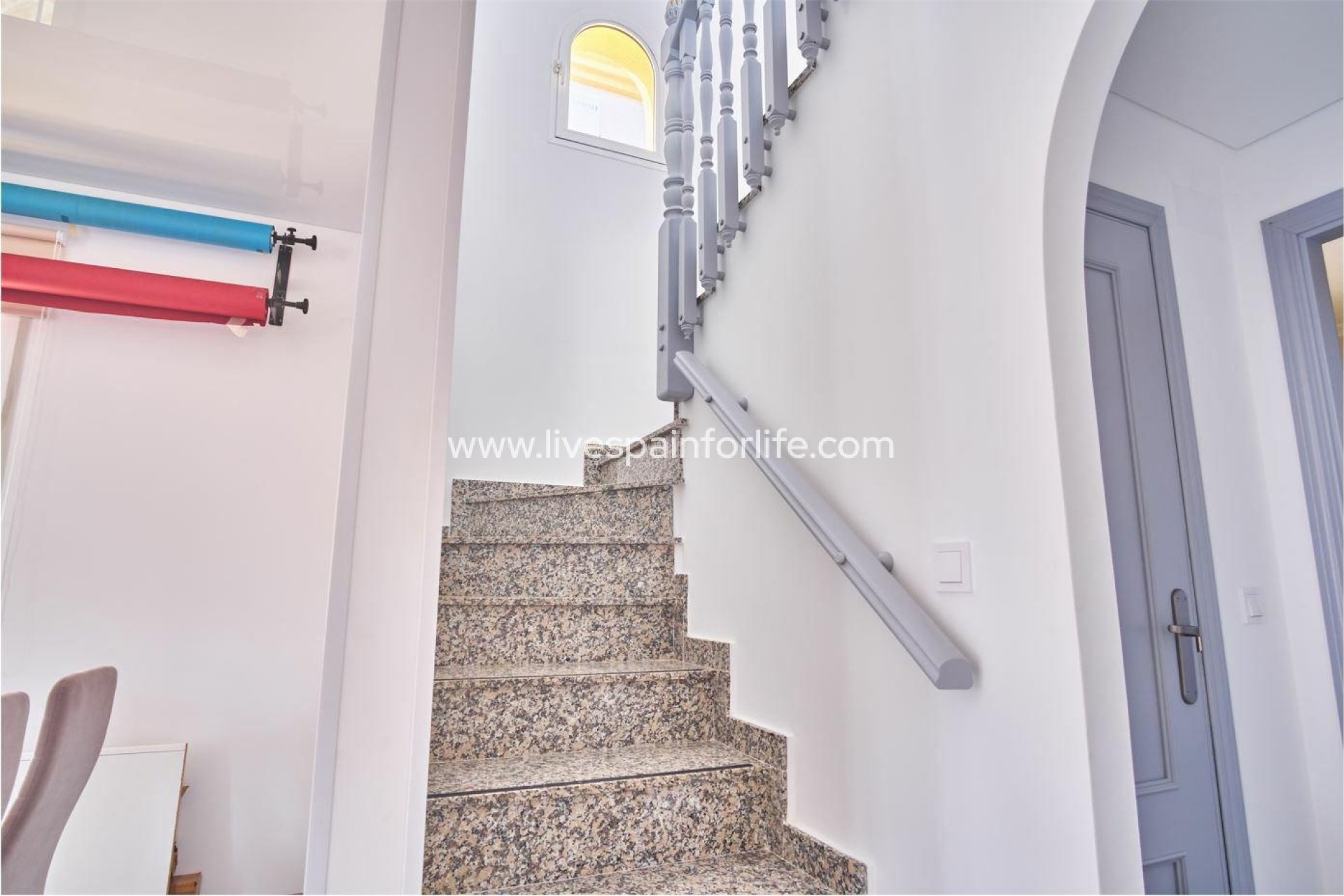 Revente - Villa (indépendant) -
Los Montesinos - La Herrada
