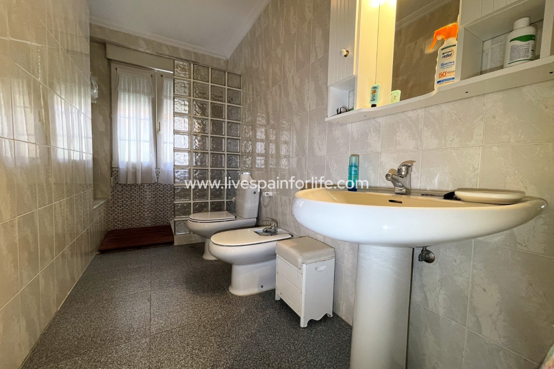 Revente - Villa (indépendant) -
Orihuela Costa - Cabo Roig