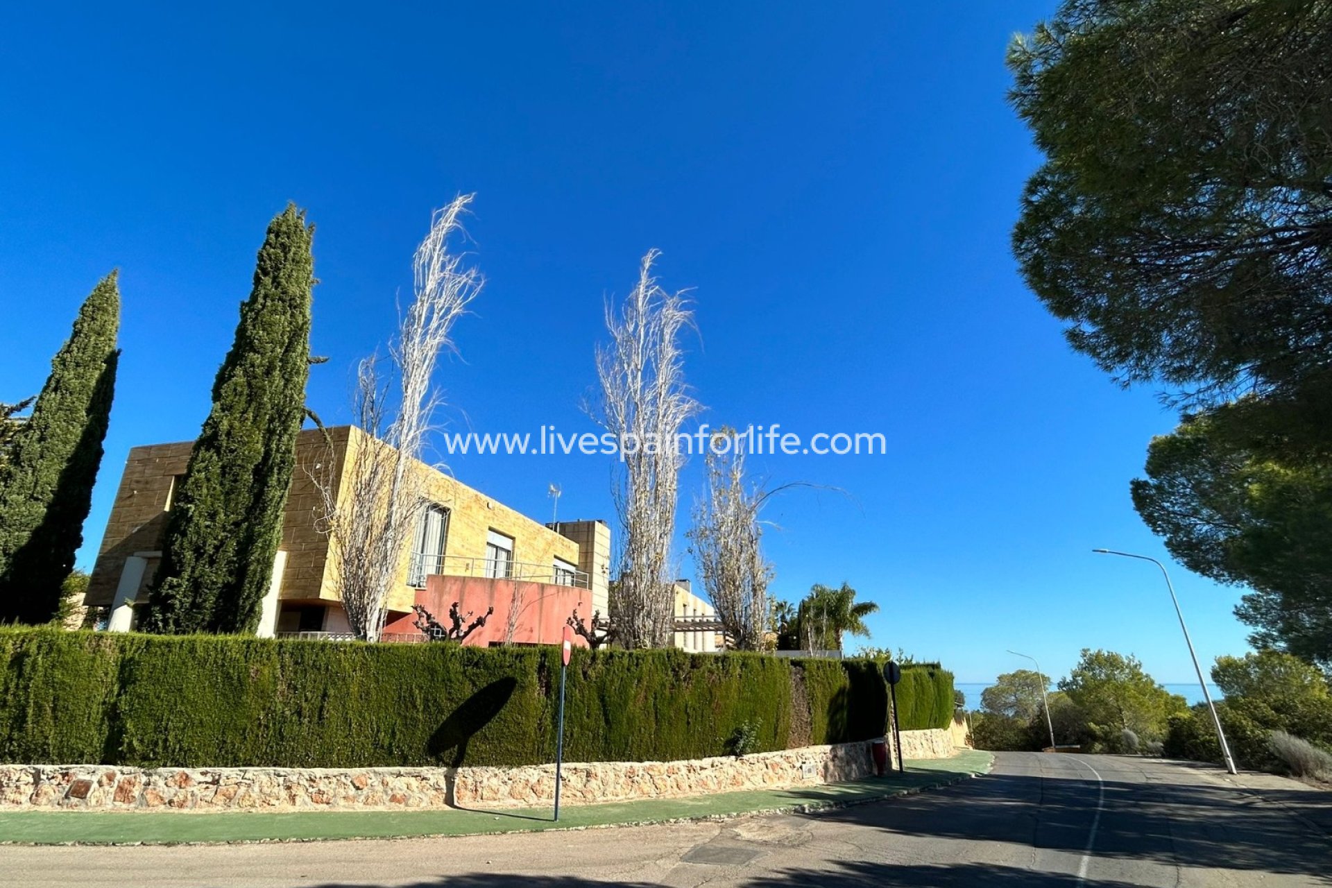 Revente - Villa (indépendant) -
Orihuela Costa - Dehesa de Campoamor