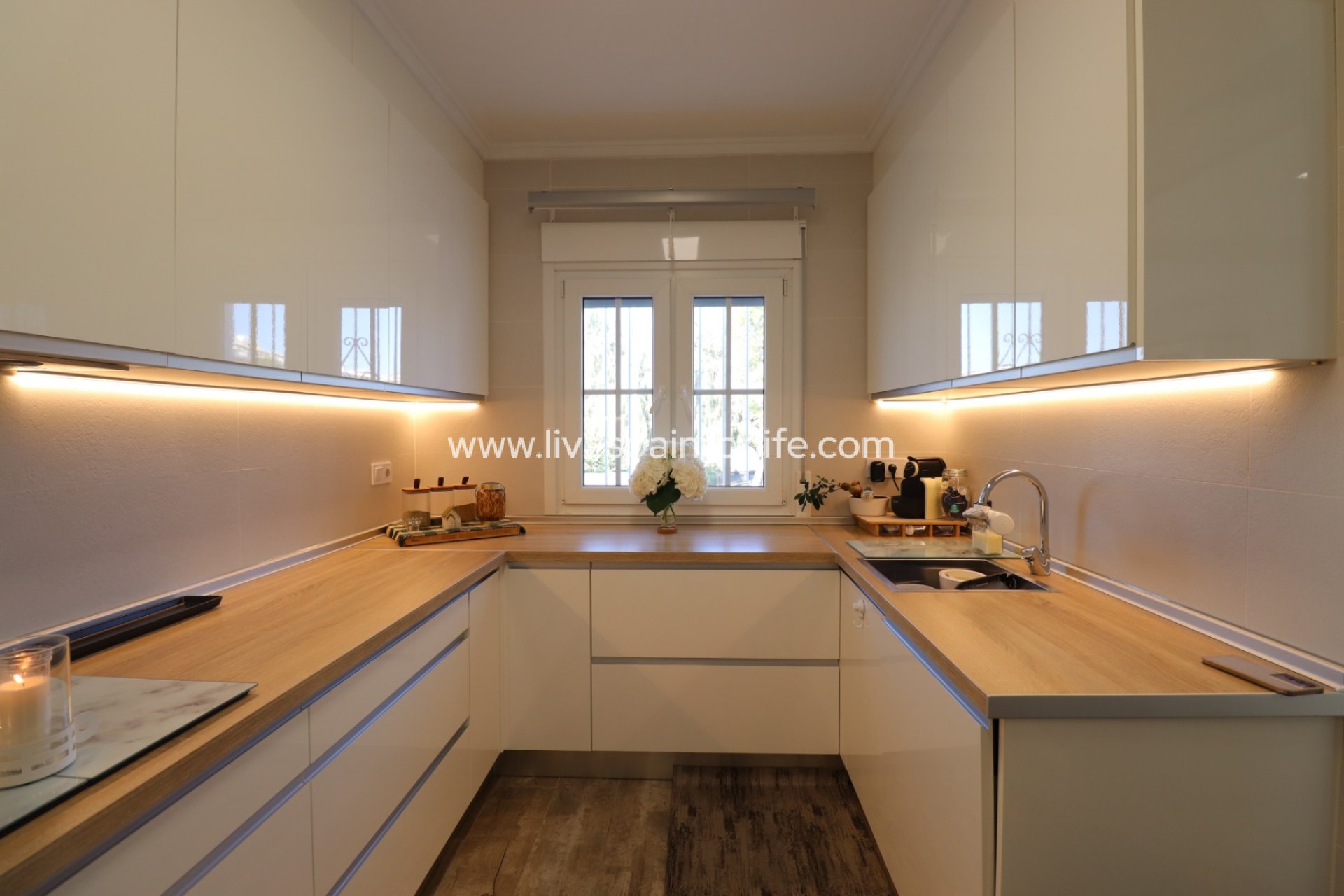 Revente - Villa (indépendant) -
Orihuela Costa - Villamartin