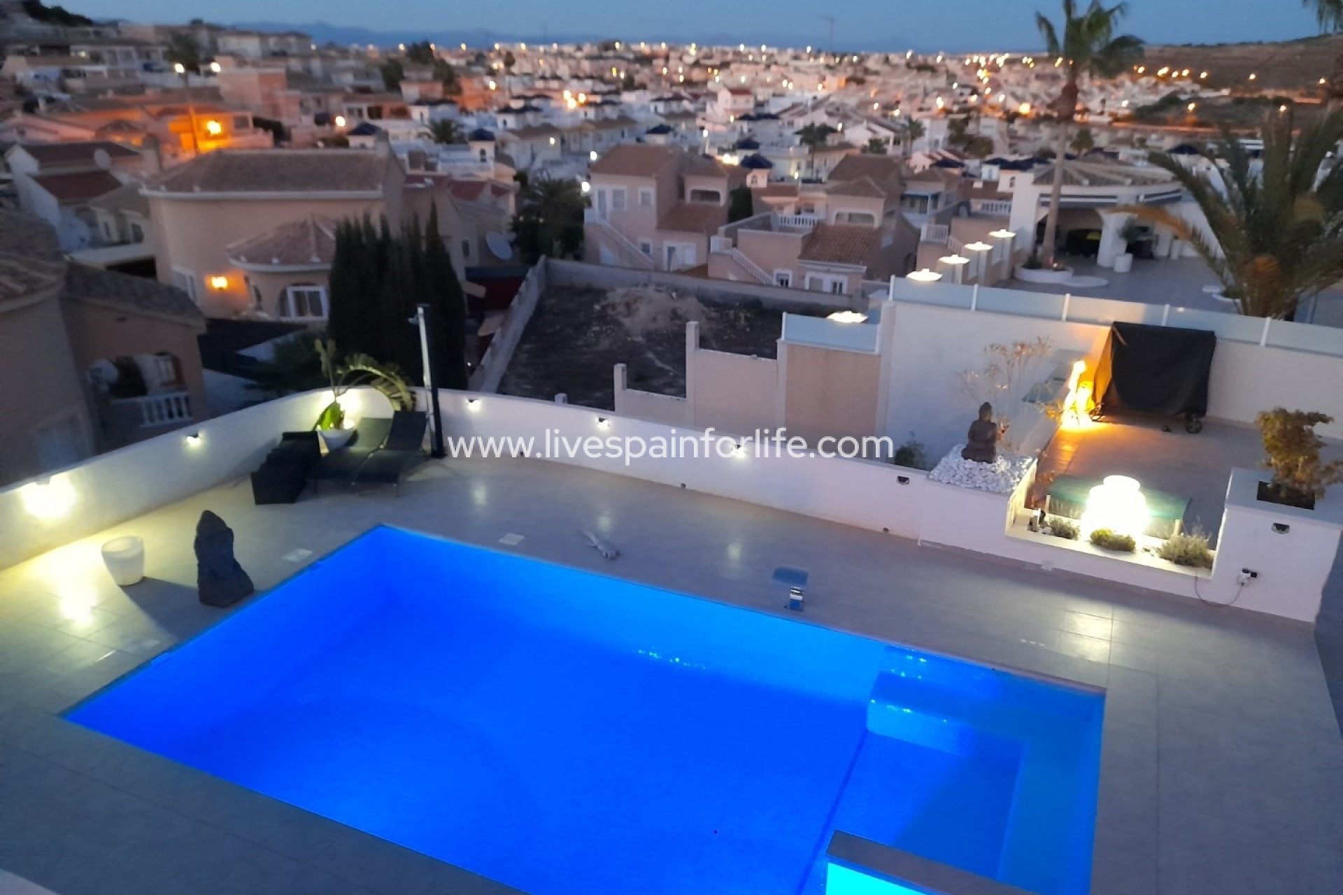 Revente - Villa (indépendant) -
Rojales - Ciudad Quesada