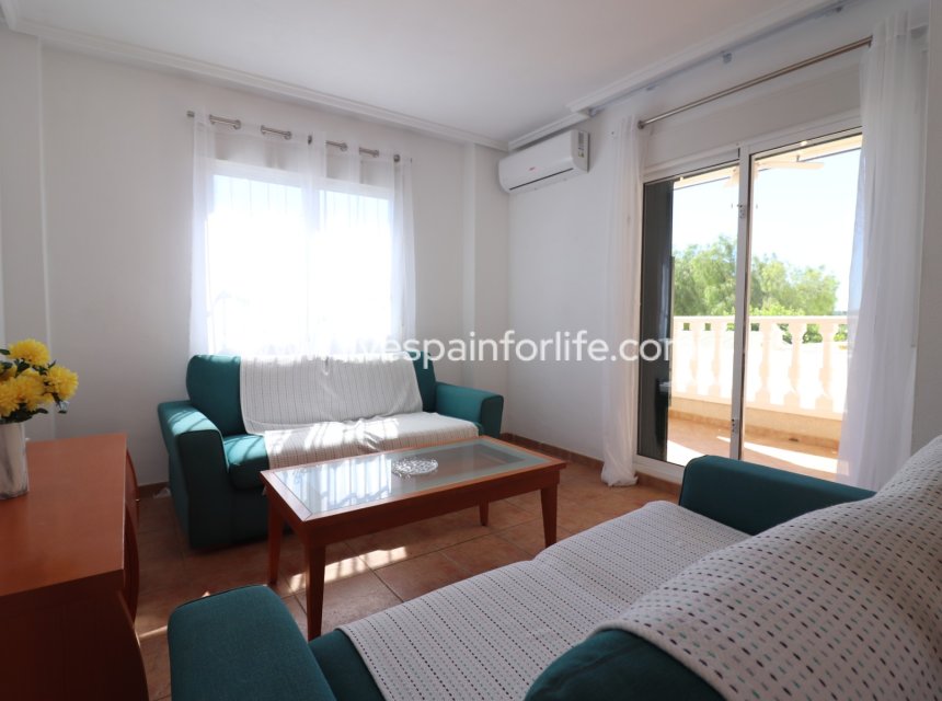 Revente - Villa (indépendant) -
San Miguel De Salinas - Lake View Mansions