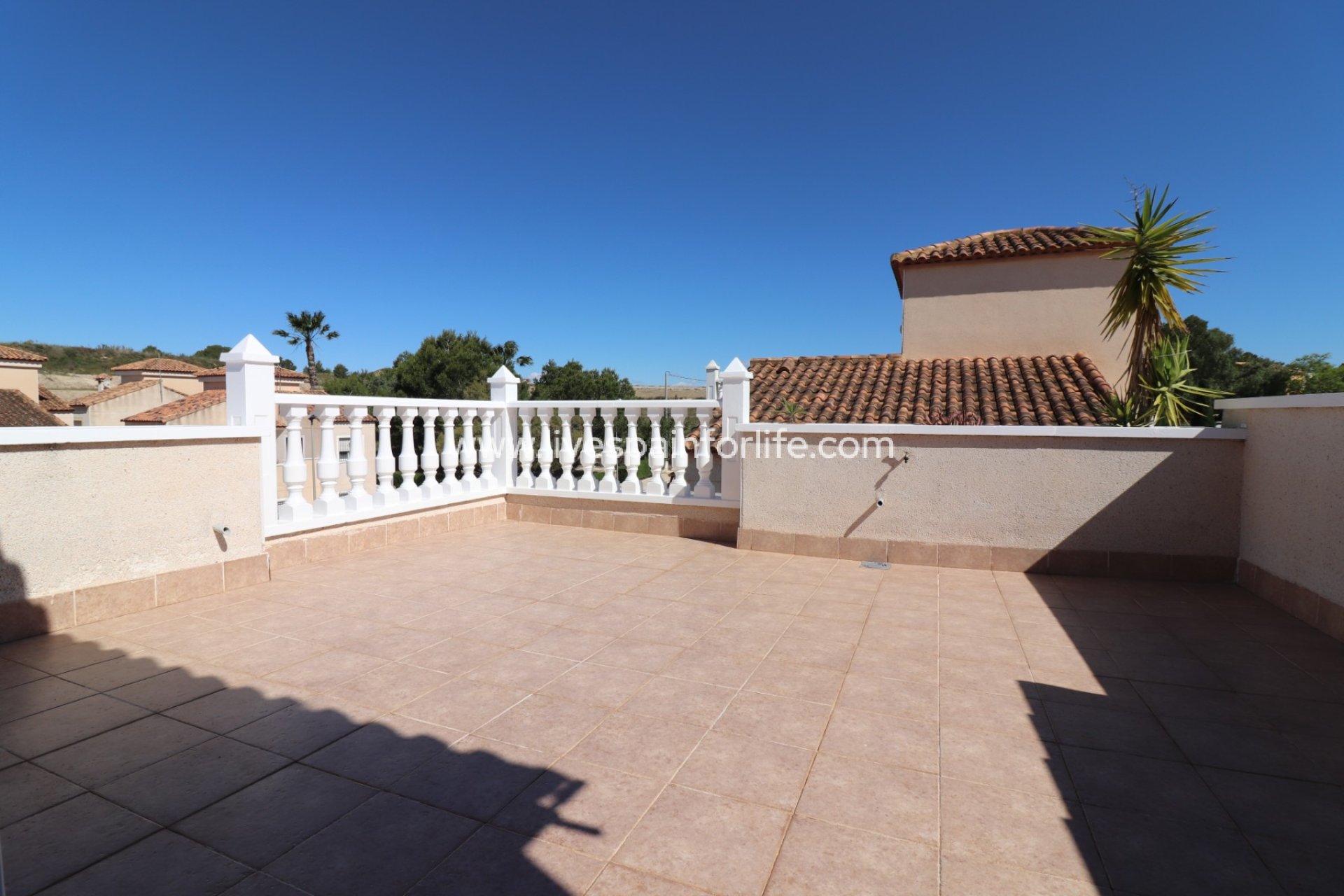 Revente - Villa (indépendant) -
San Miguel De Salinas - Lake View Mansions