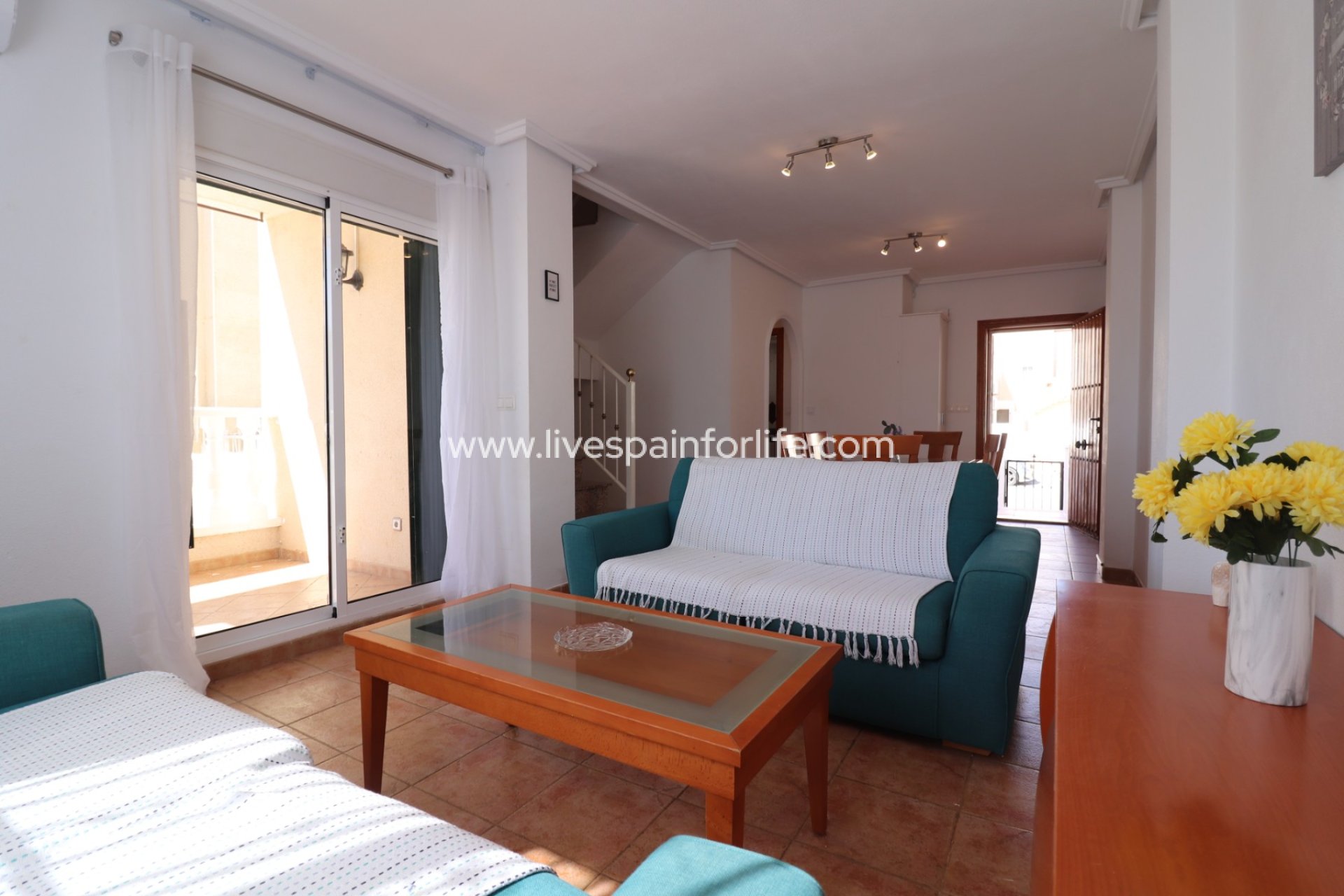 Revente - Villa (indépendant) -
San Miguel De Salinas - Lake View Mansions