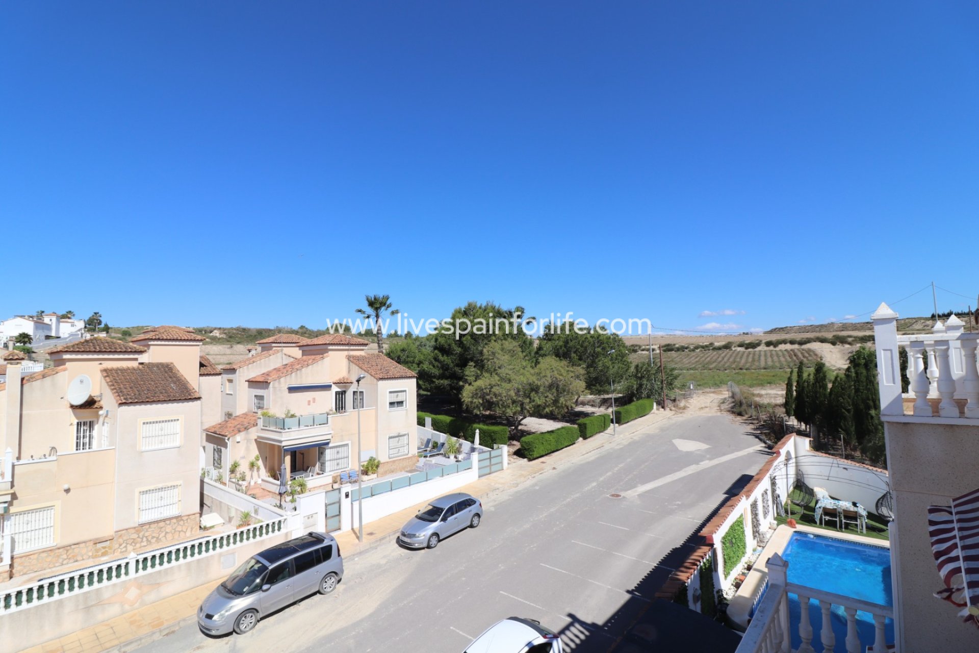 Revente - Villa (indépendant) -
San Miguel De Salinas - Lake View Mansions