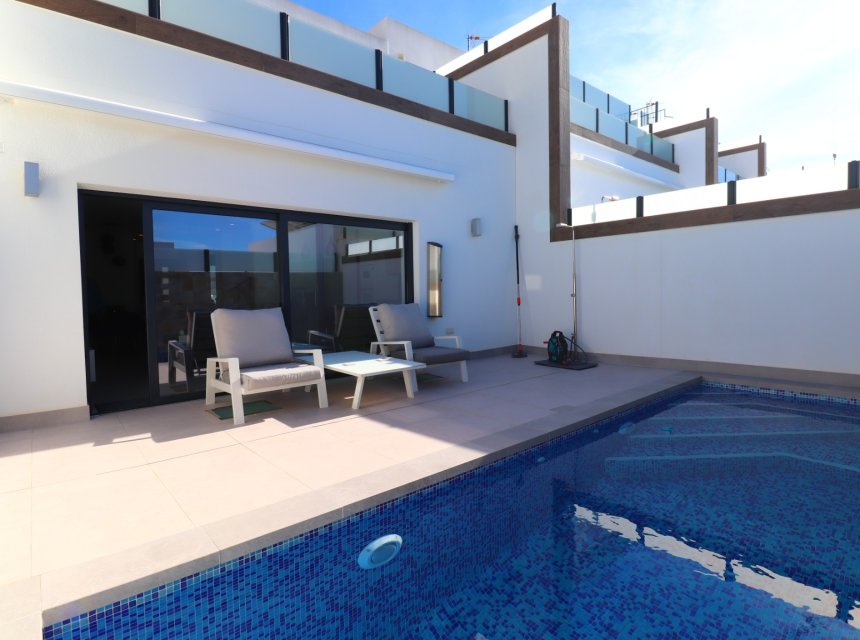  - Rijwoning -
Benijofar - Benijofar - Village