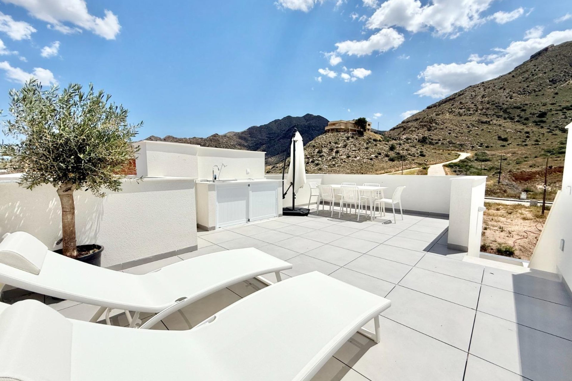  - Rijwoning -
Cox - San Fernando