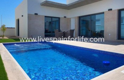 Semi-detached house / Quad - Nuevo - Daya Nueva -
                    Centro