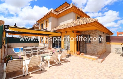 Semi-detached house / Quad - Revente - Los Montesinos -
                    La Herrada