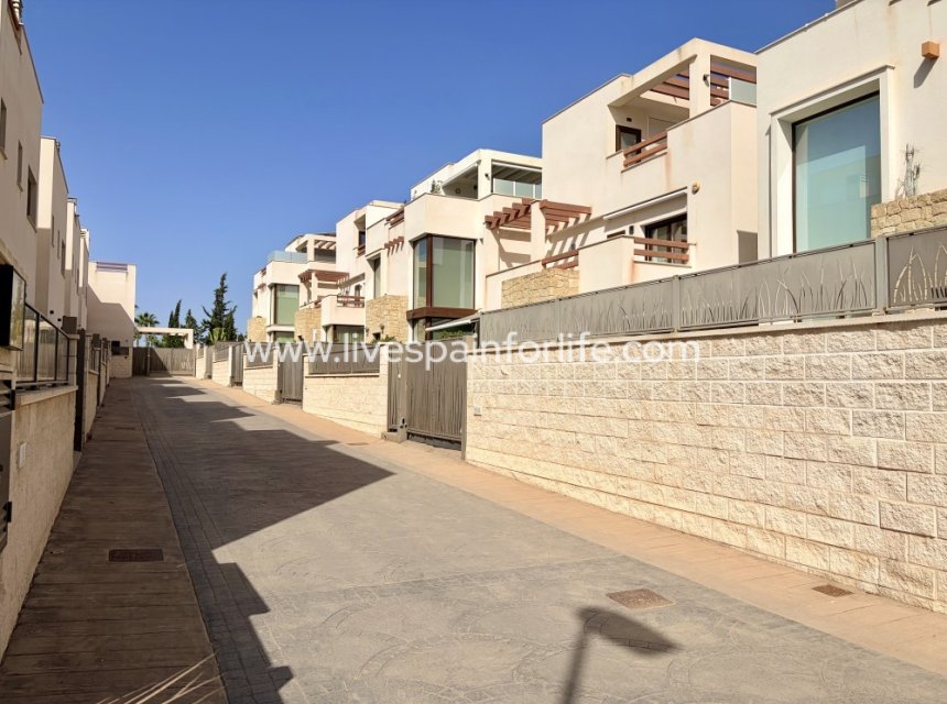  - Semi - Detached Villa -
Ciudad Quesada