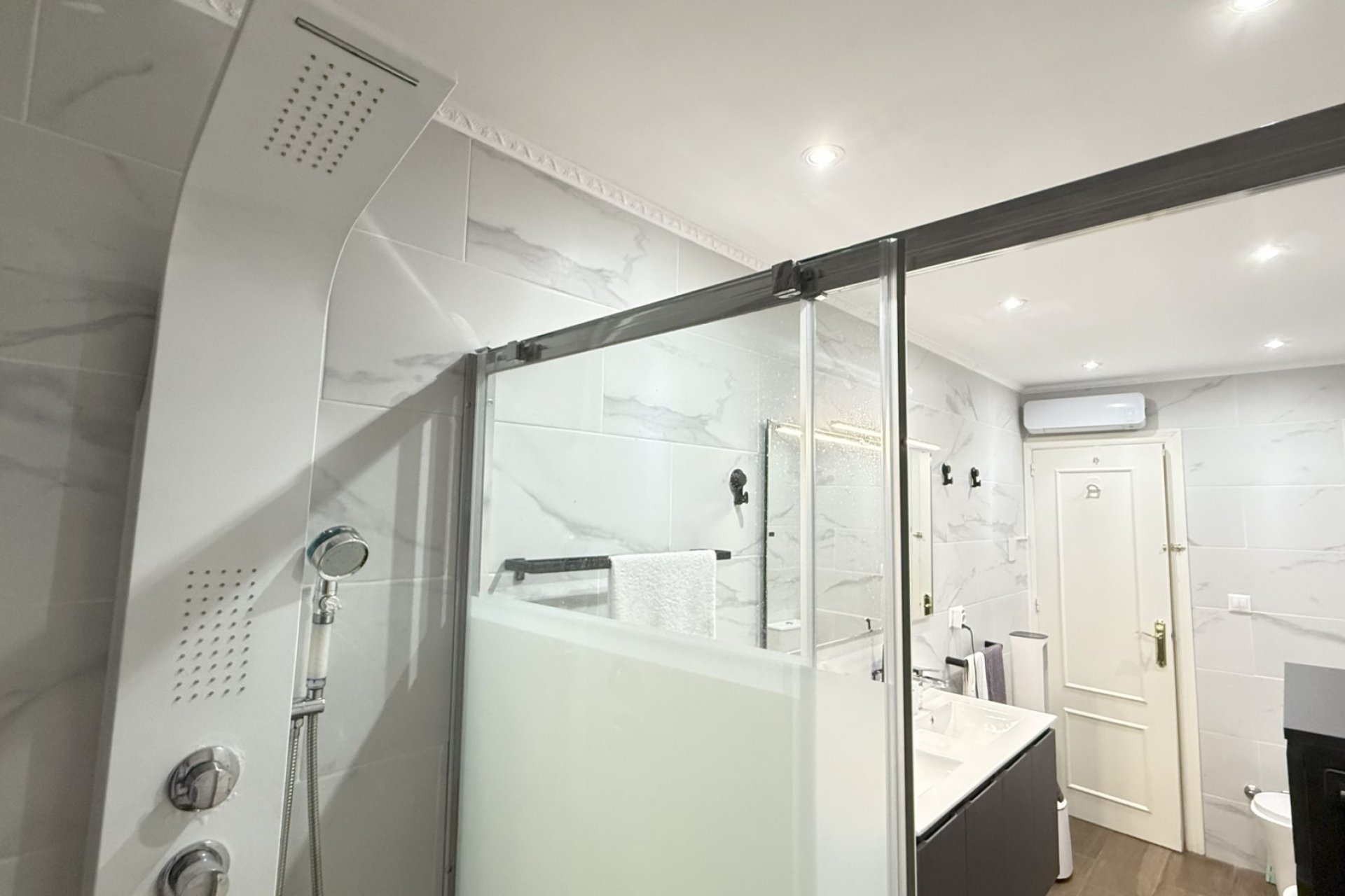  - Semi - Detached Villa -
Orihuela Costa - La Zenia