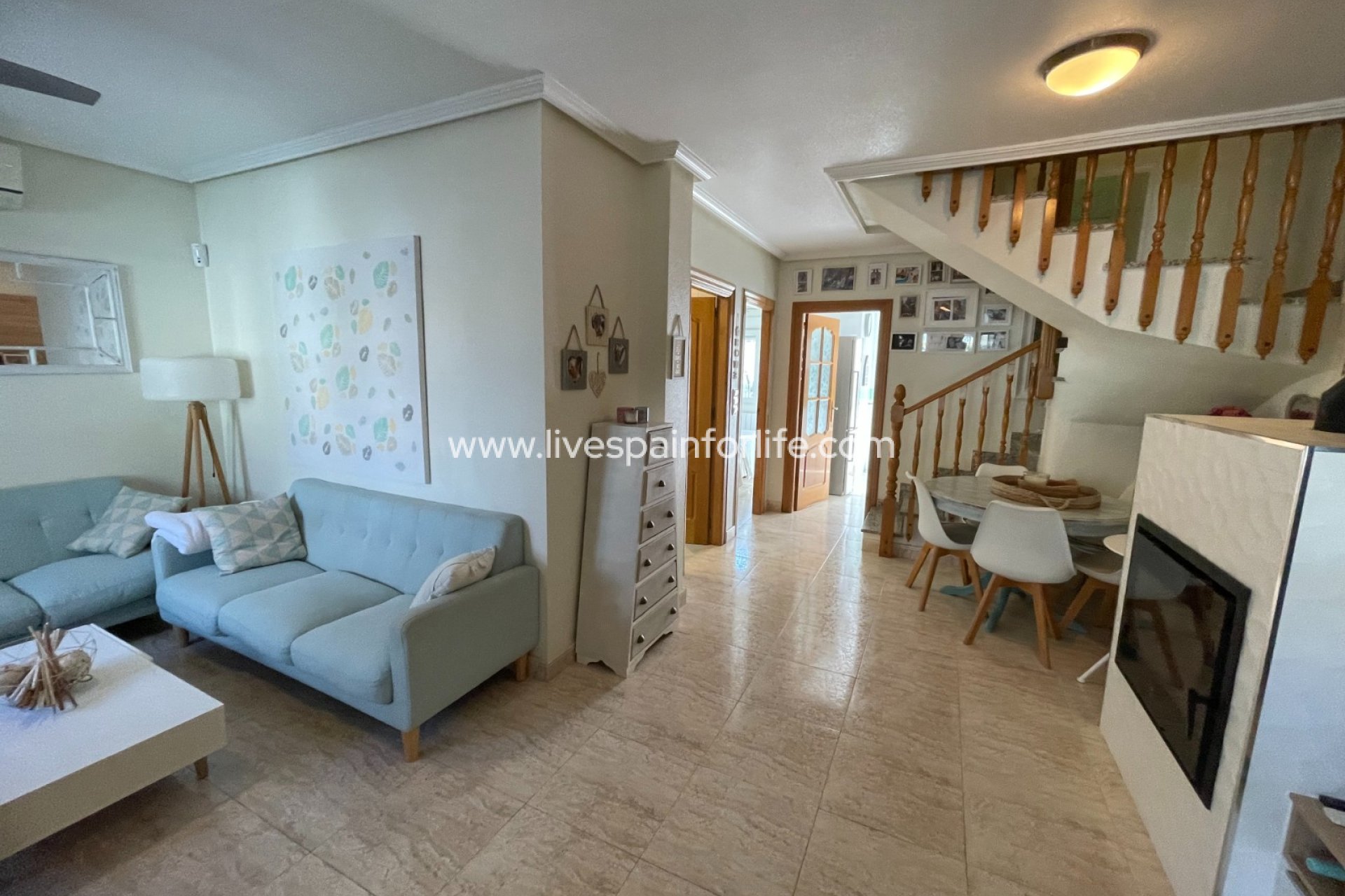  -  -
Torre de La Horadada - Torre de La Horadada - Town