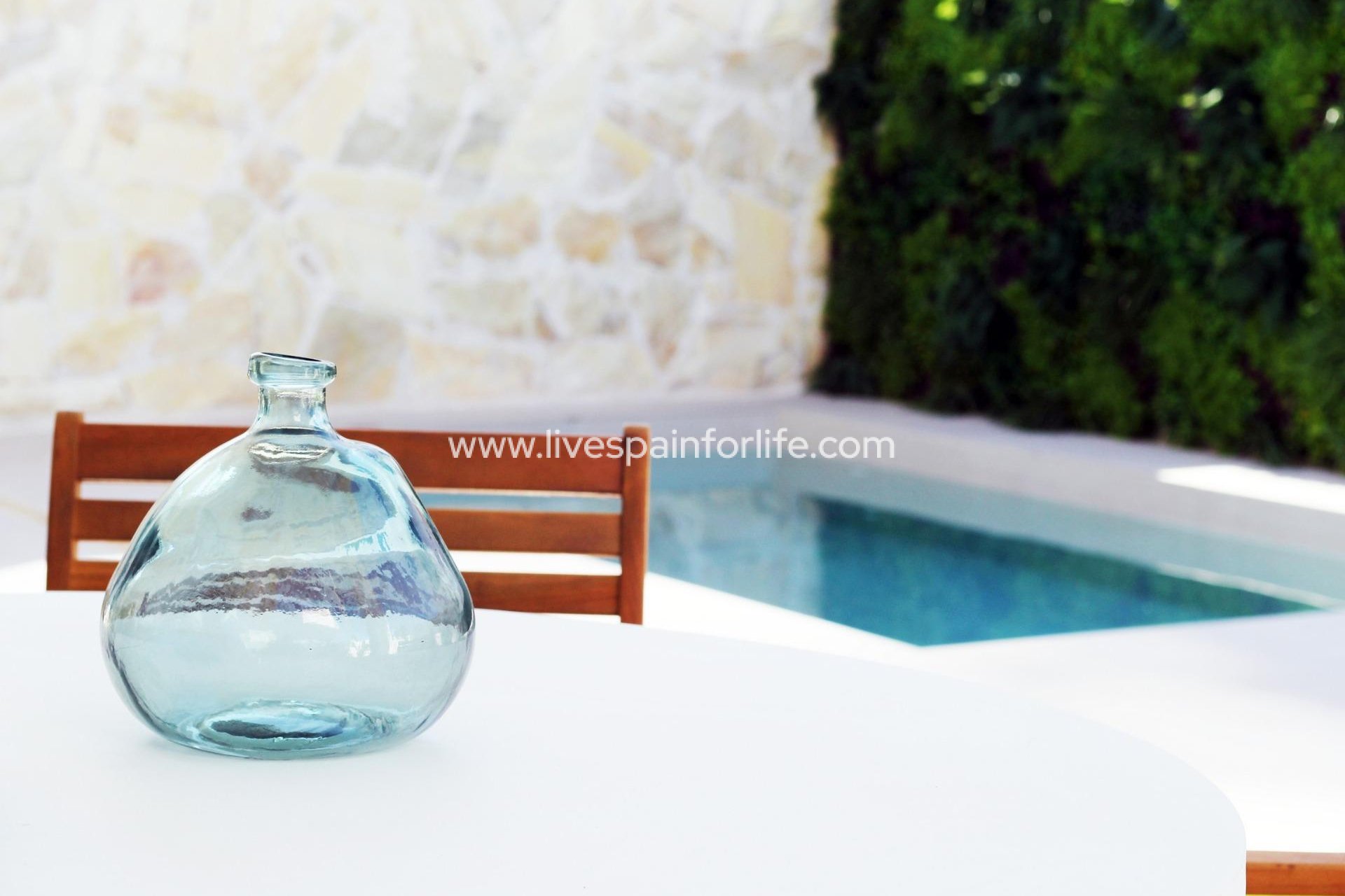  -  -
 - Torre De La Horadada