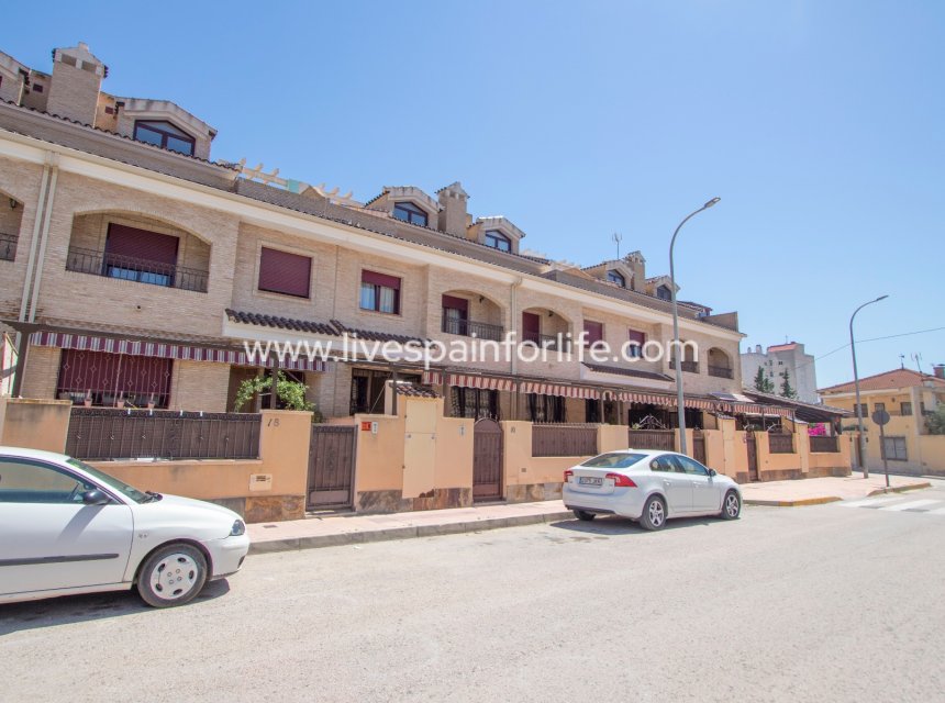  - Town house -
 - Albatera