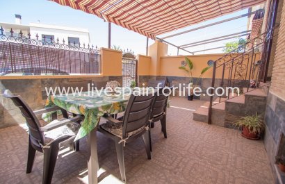 Town house -  -  -
                    Albatera