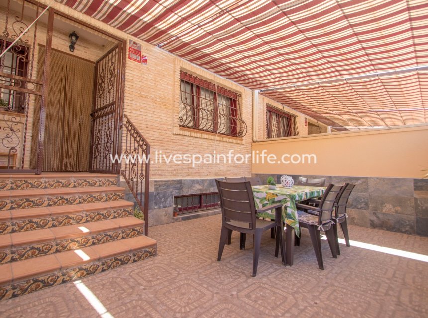  - Town house -
 - Albatera