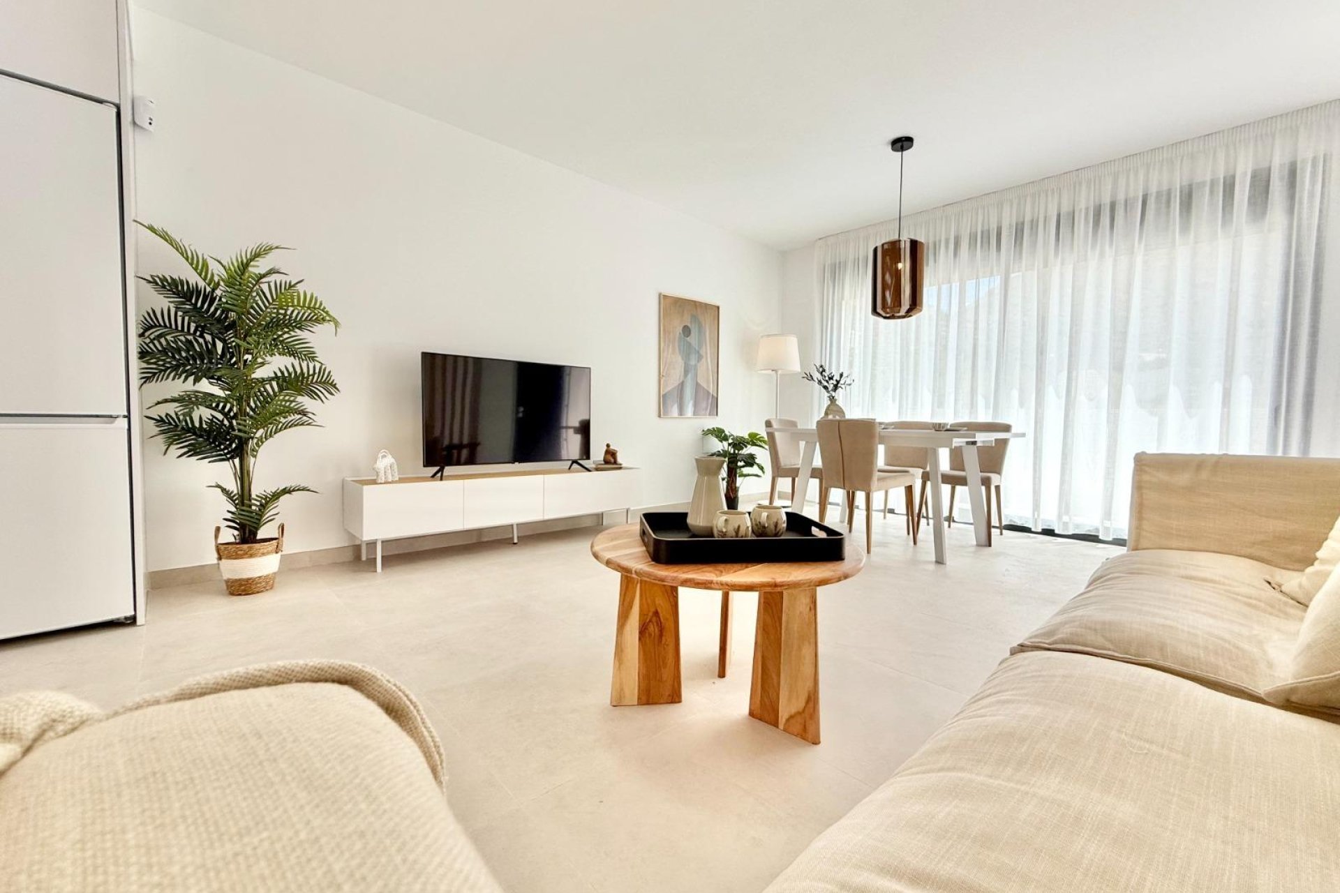  - Town house -
Cox - San Fernando