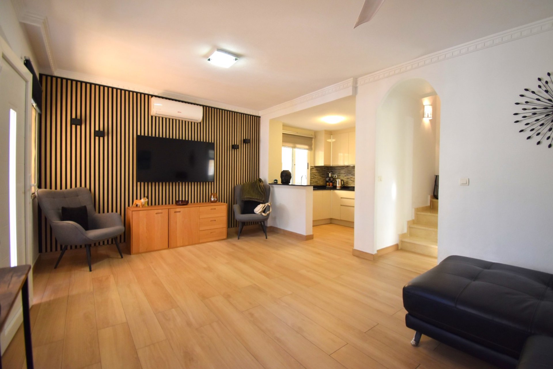  - Villa (alleenstaand) -
Orihuela Costa - Villamartin