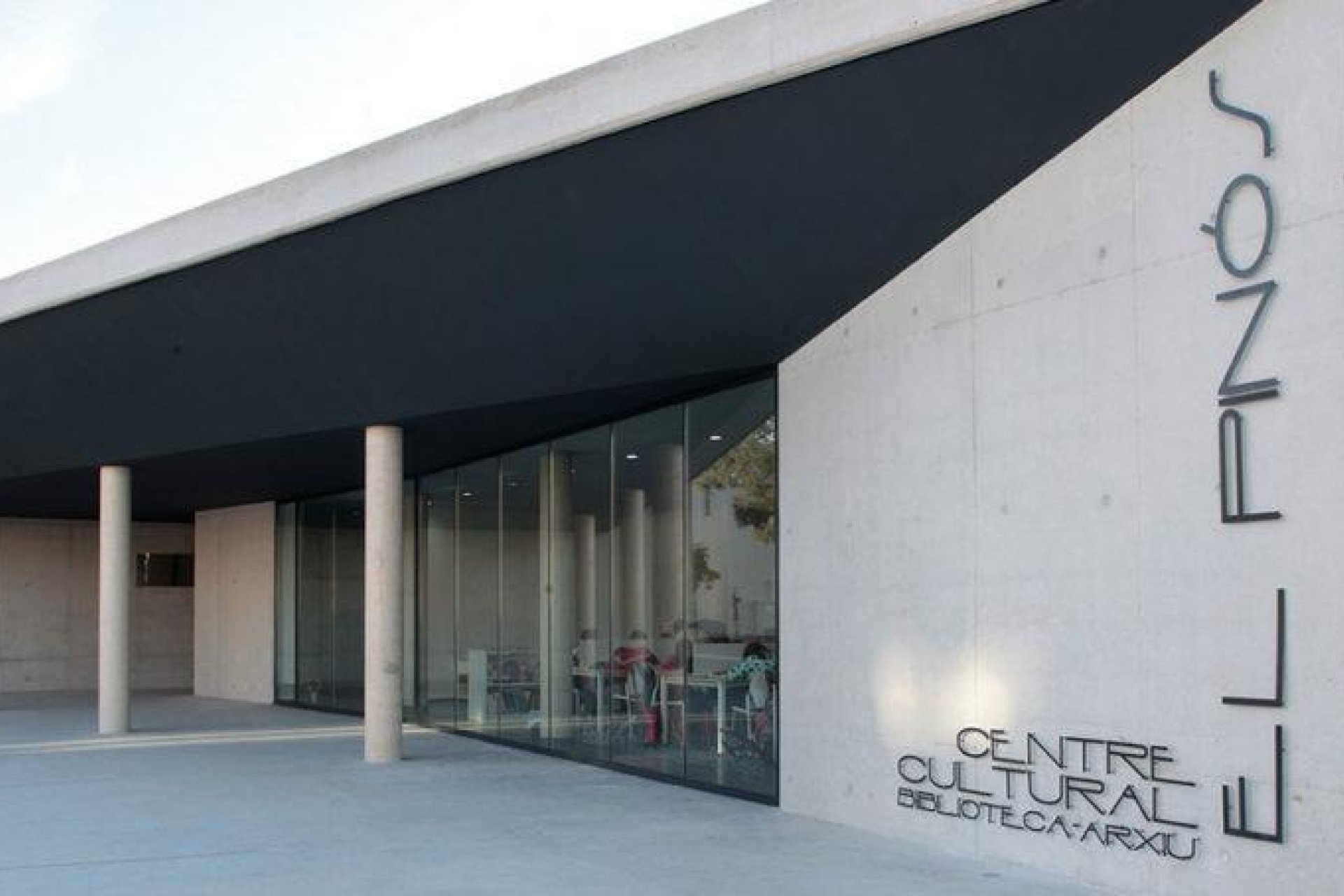  - Villa (alleenstaand) -
Pinoso - Lel