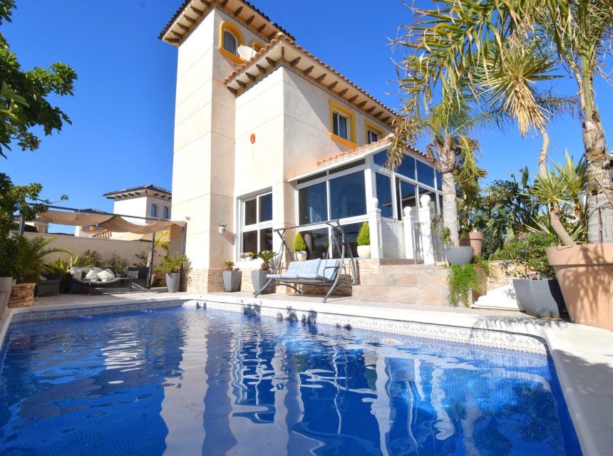  - Villa (detached) -
Orihuela Costa - Playa Flamenca