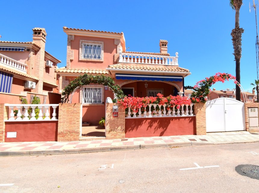  - Villa (detached) -
Orihuela Costa - Playa Flamenca