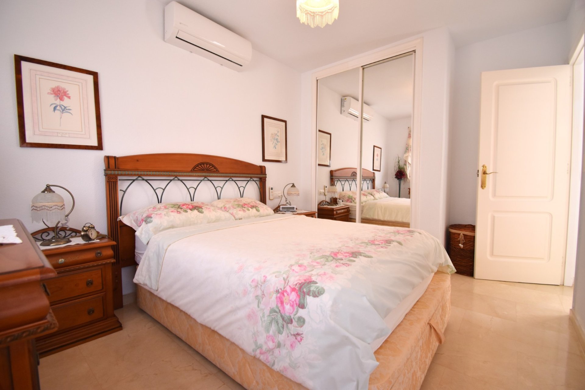  - Villa (detached) -
Orihuela Costa - Playa Flamenca