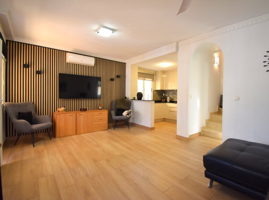  - Villa (detached) -
Orihuela Costa - Villamartin