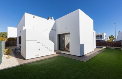 Villa (detached) - Resale - Orihuela - Vistabella Golf