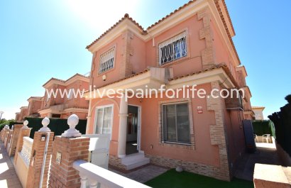 Villa (detached) - Reventa - Orihuela Costa -
                    Playa Flamenca