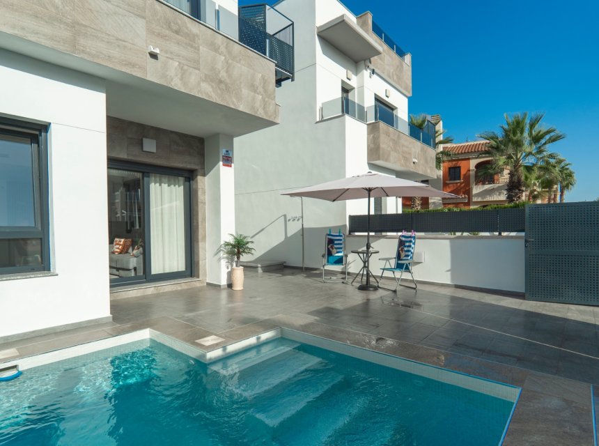  - Villa (detached) -
Torrevieja - La Florida