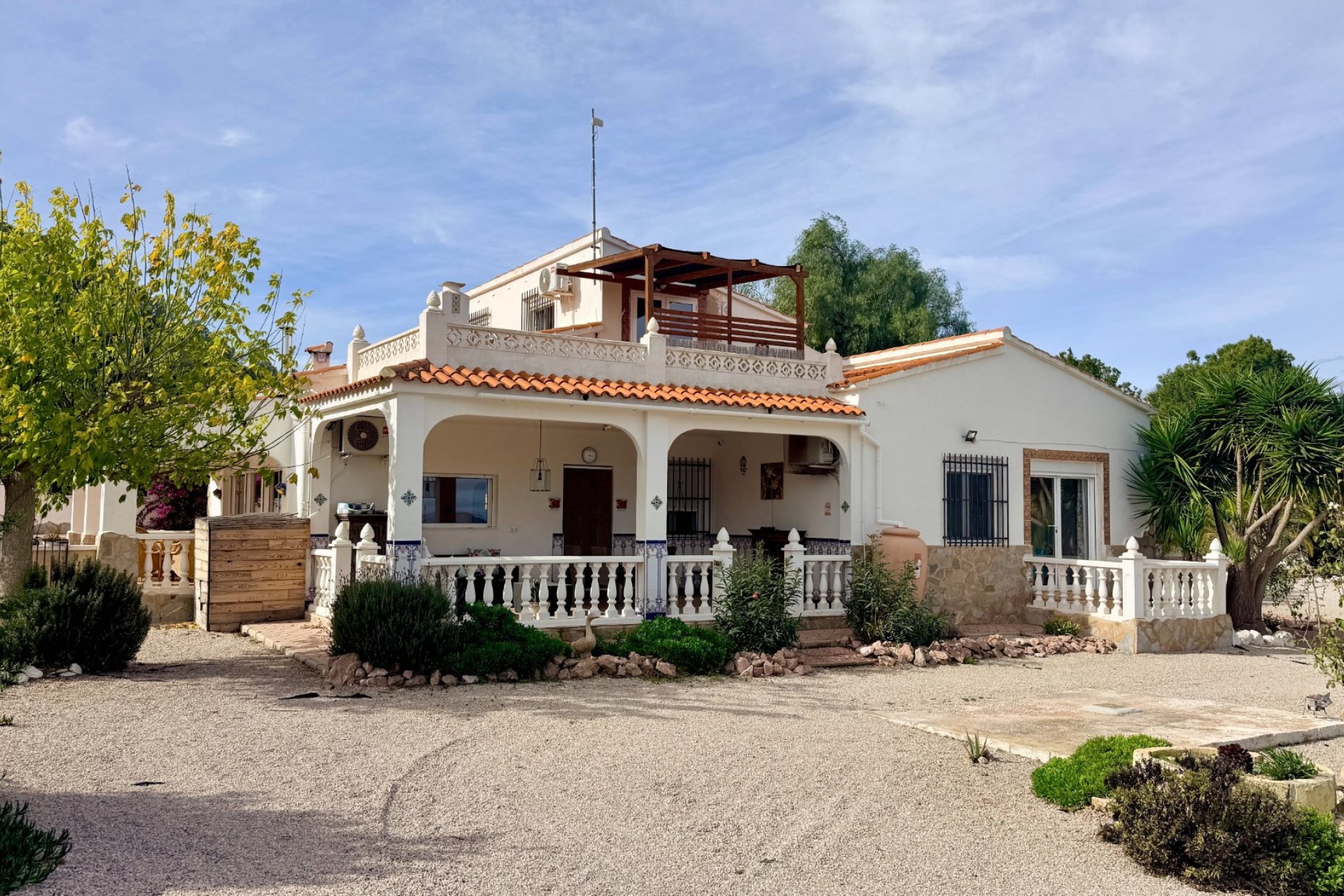  - Villa - Detached -
