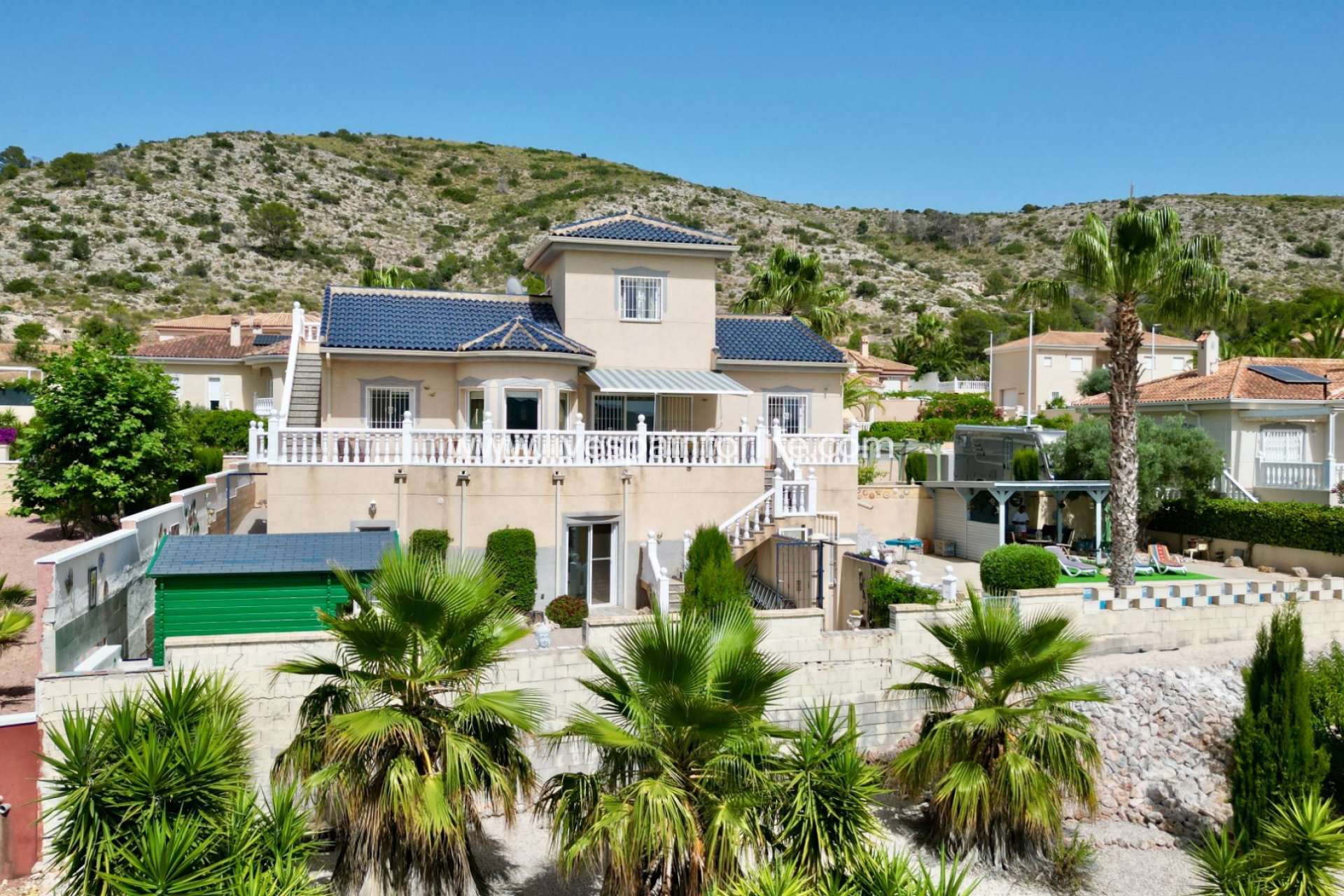  - Villa - Detached -
